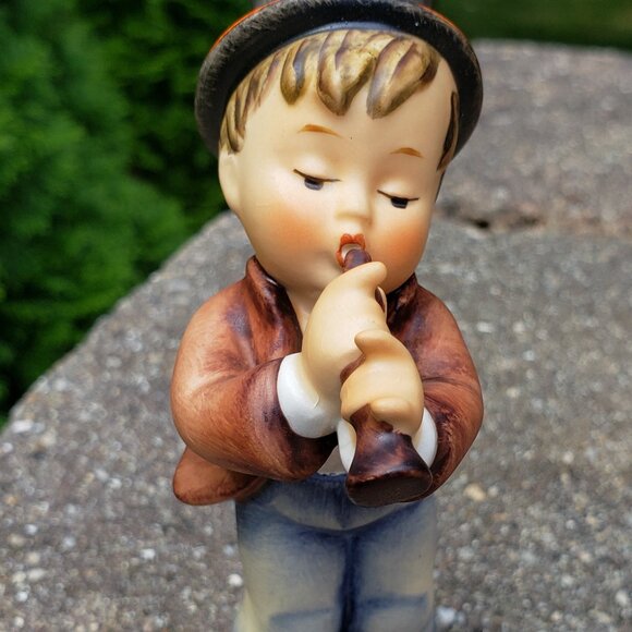M J Hummel - Serenade - Goebel W. Germany - Porcelain Figurine - Picture 8 of 10